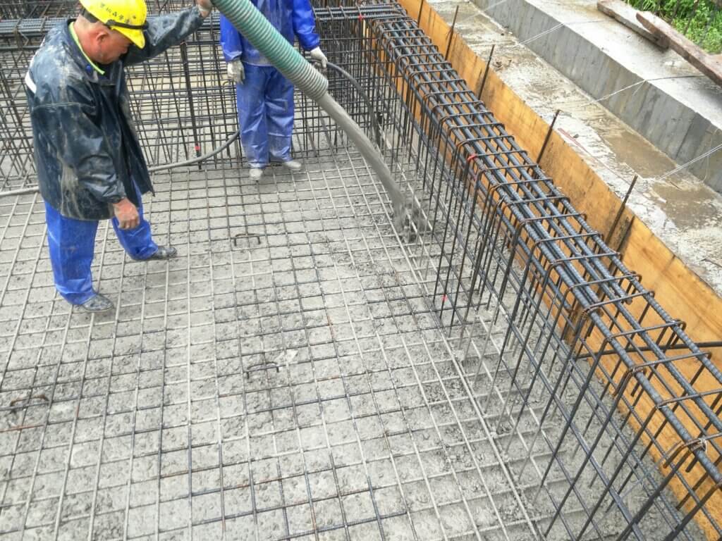 2020_11月21日_基礎版混凝土澆築、混凝土坍度、氯離子含量及試體製作 1