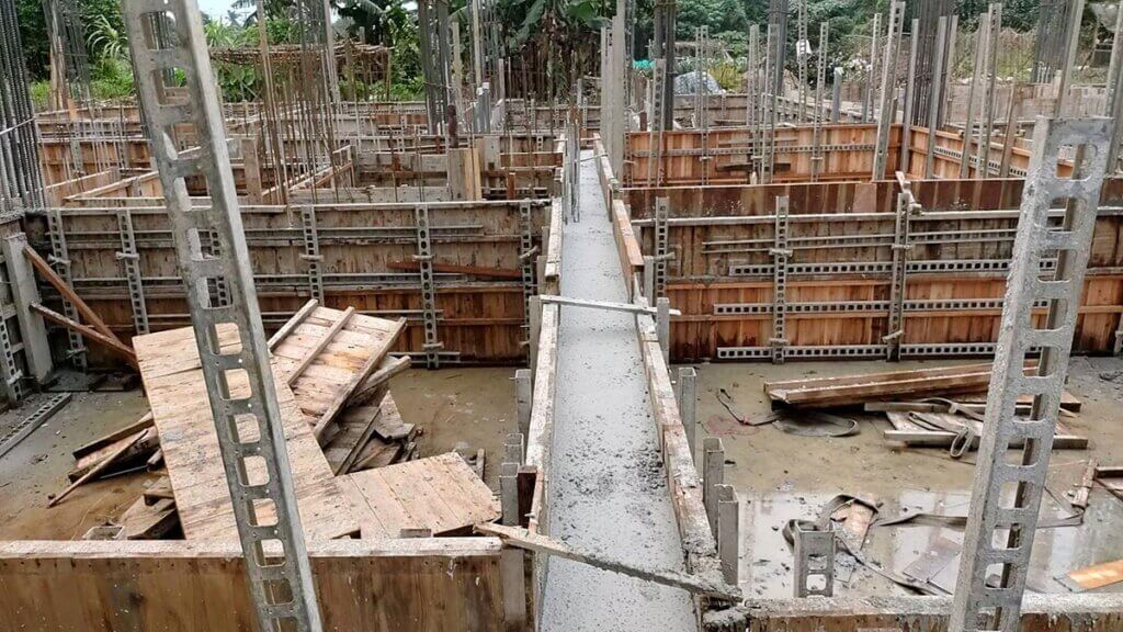 2020_11月27日_地樑混凝土澆築 3