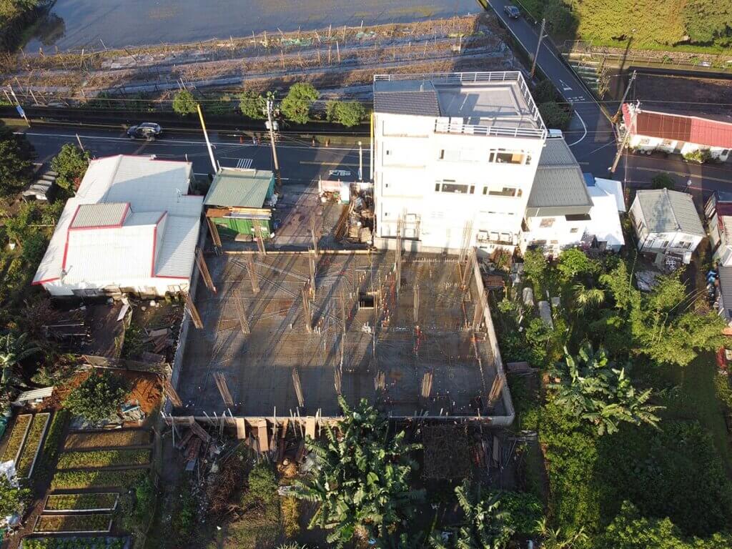 2020_12月18日_A_1F底版鋼筋及水電管線配置完成 1