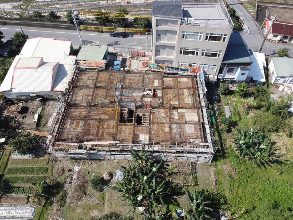 2021_01月31日_A_ 1F頂版鋼筋綁紮完成、1F頂版水電管線配置完成、1F頂版模板組立完成 4