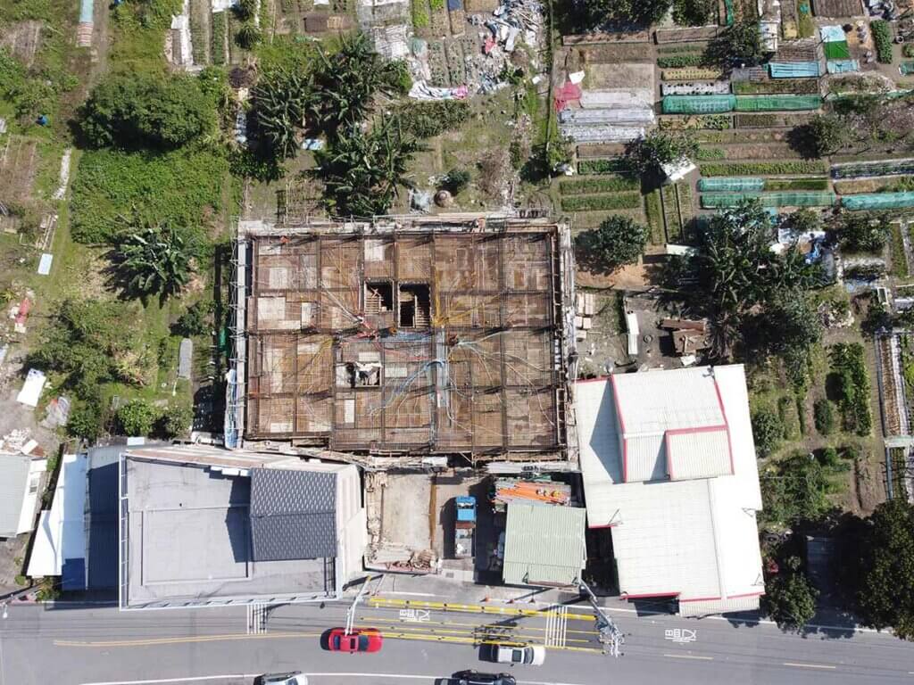 2021_01月31日_A_ 1F頂版鋼筋綁紮完成、1F頂版水電管線配置完成、1F頂版模板組立完成 1