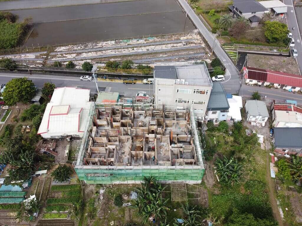 2021_02月22日_B_2F柱牆模板單面模組立、牆鋼筋綁紮及水電管線配置 4