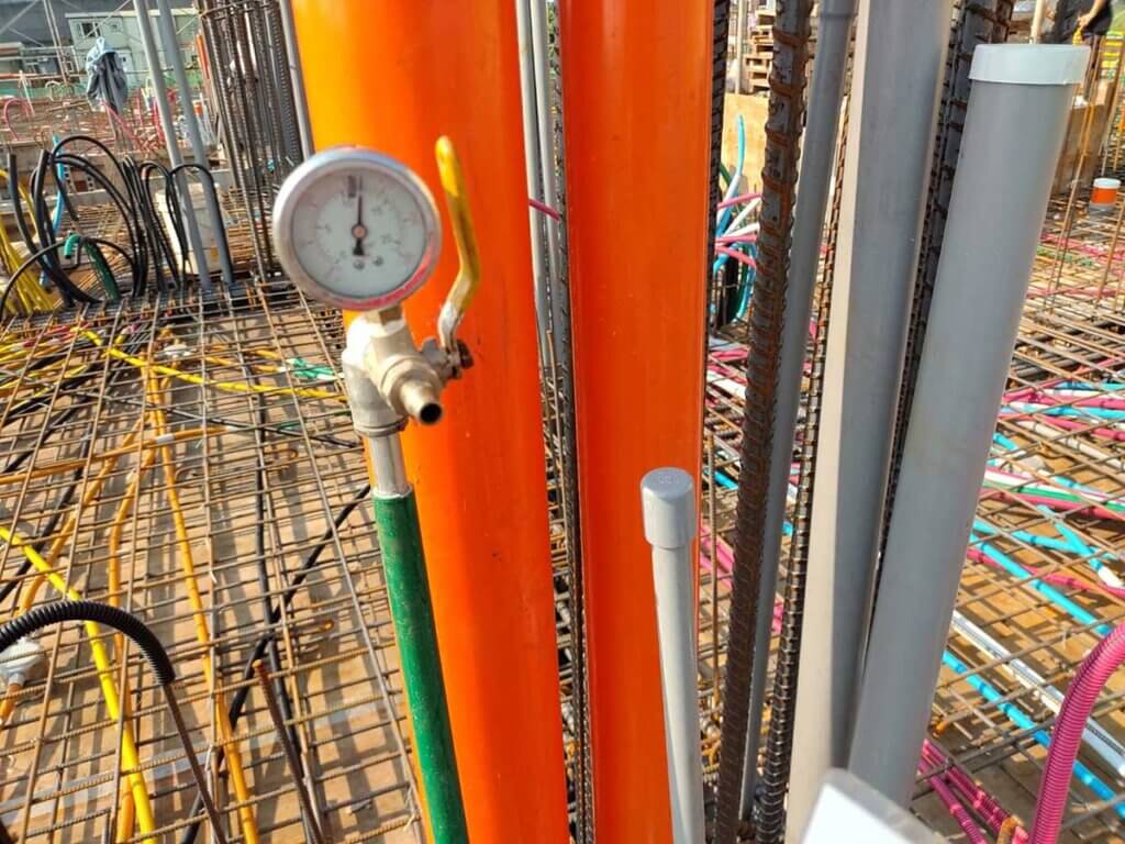 2021_03月12日_B_2F頂版冷熱水試壓及樓板清潔 4