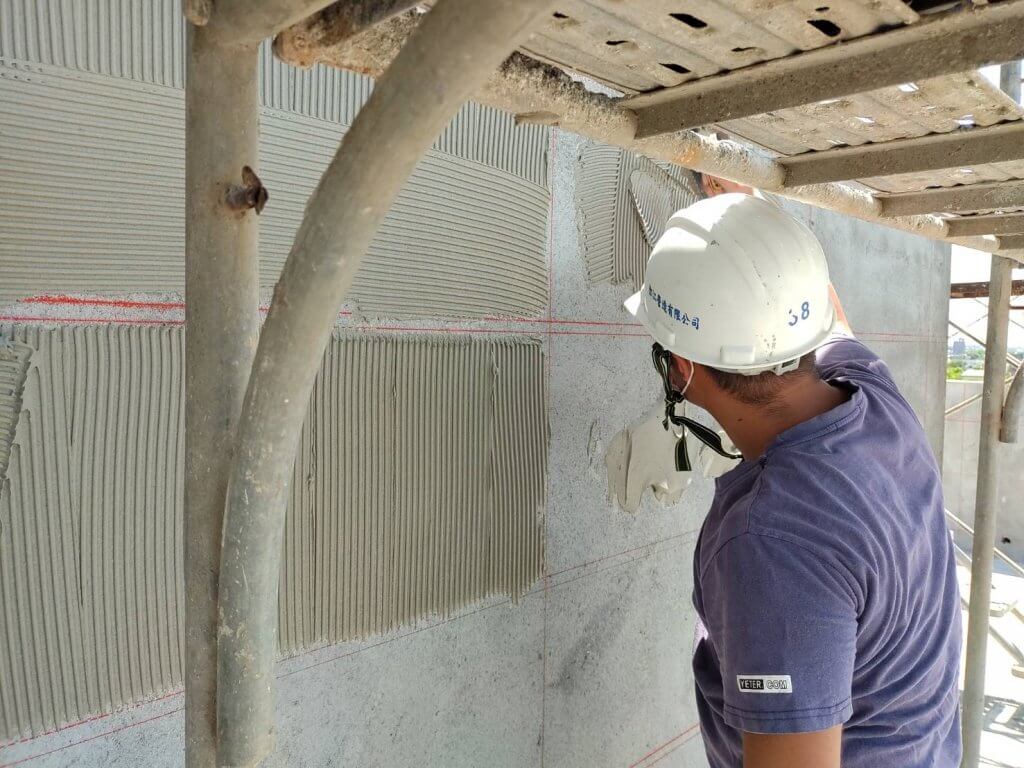 2021_07月26日_外牆磁磚施工 2